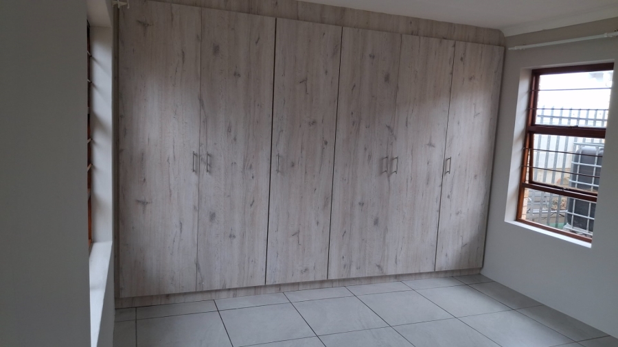 2 Bedroom Property for Sale in Wavecrest Eastern Cape